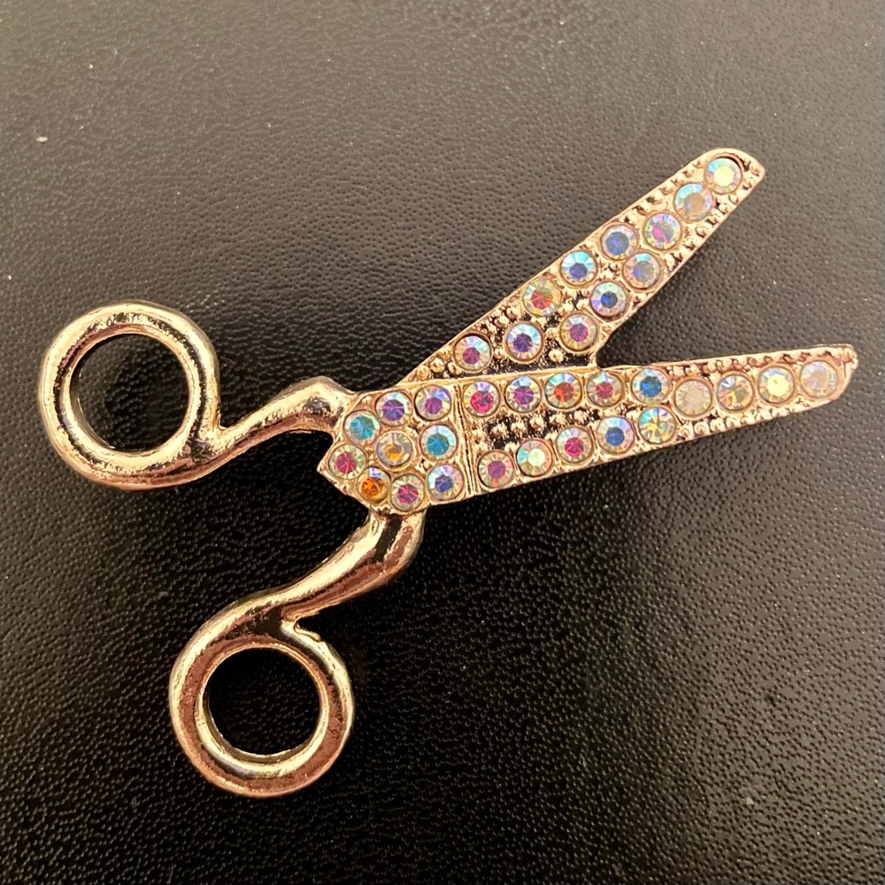 💖 Hairdresser Scissors Crystal Pin Brooch NEW